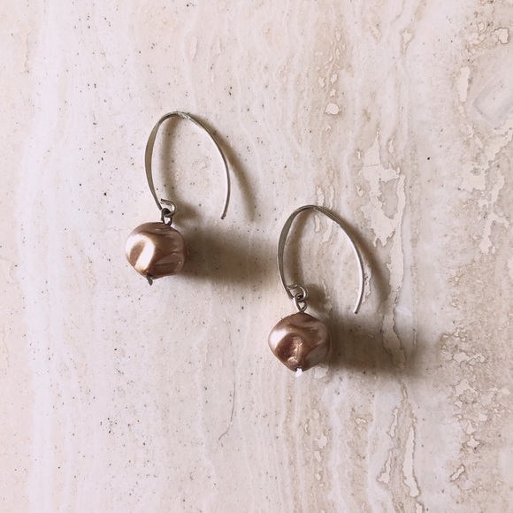 Chrome Pearl Earrings - Picture 1 of 1